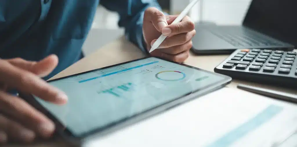 img form financial advisor